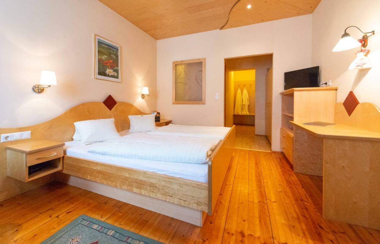 Landhotel Pacher Obervellach Extérieur photo